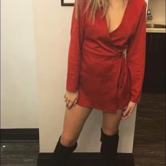 Red Velvet Zara Dress - Picture 1 of 3